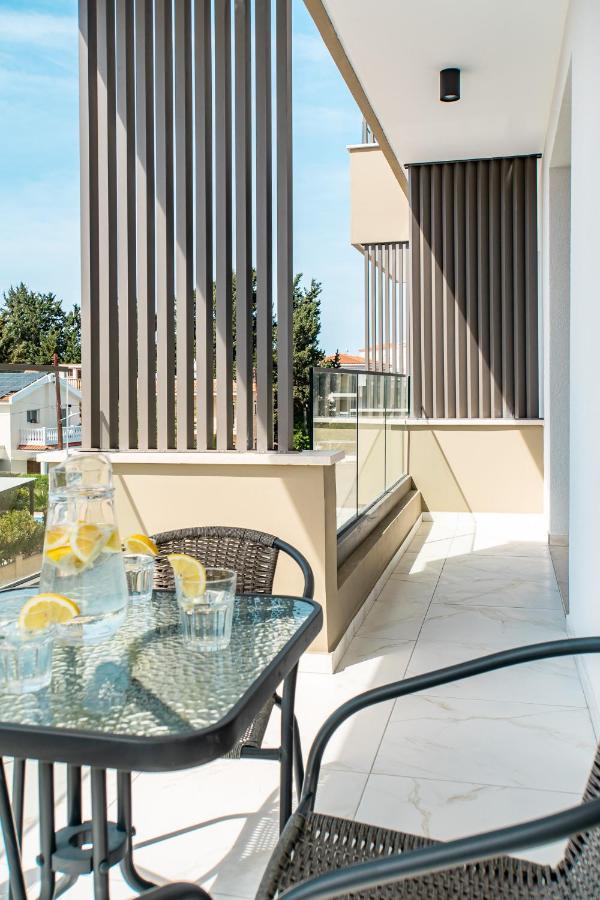 Adolina Apartments By Ezoria Villas Paphos Buitenkant foto
